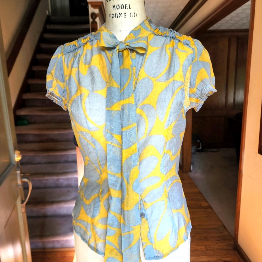 NWOT Theme Grey/Mustard Blouse